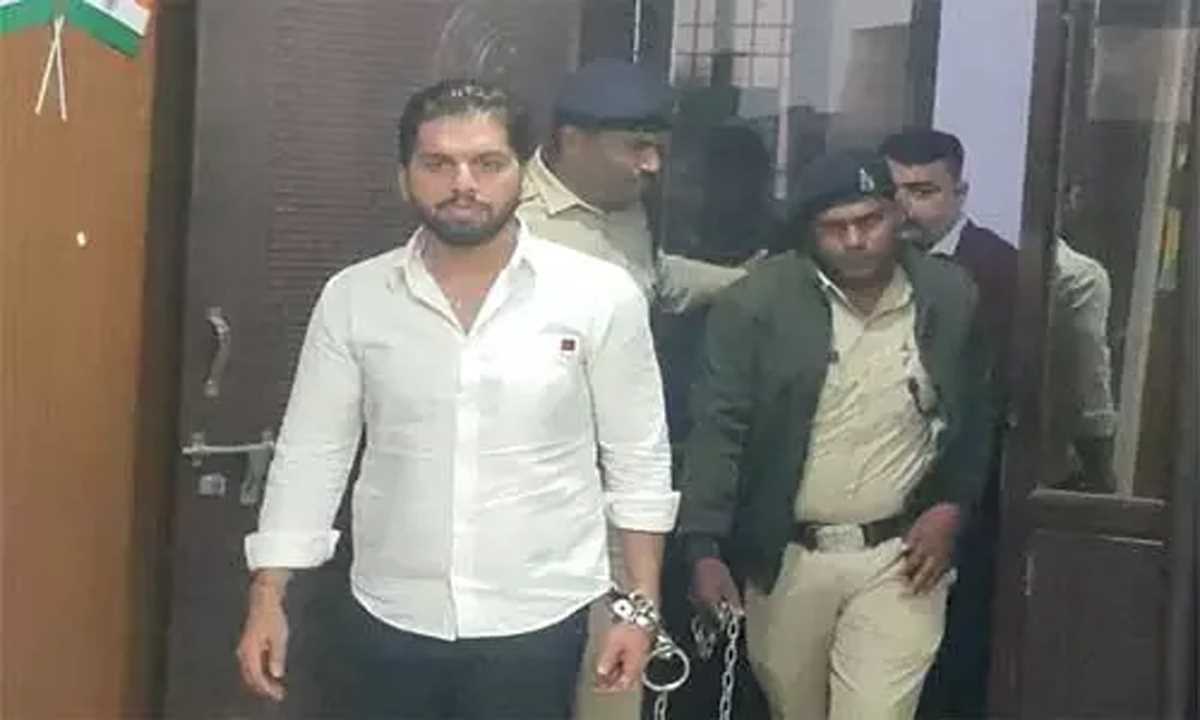 चिटफंड कंपनी साईं प्रसाद के डायरेक्टर को पुलिस ने पुणे से किया गिरफ्तार